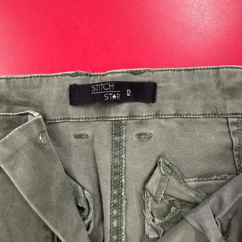 Stitch Star Olive Green Jeans